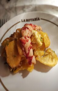 restaurante-bar-la-notaria-huevos-fritos-con-patatas-bogavante-te-veo-en-madrid.jpg