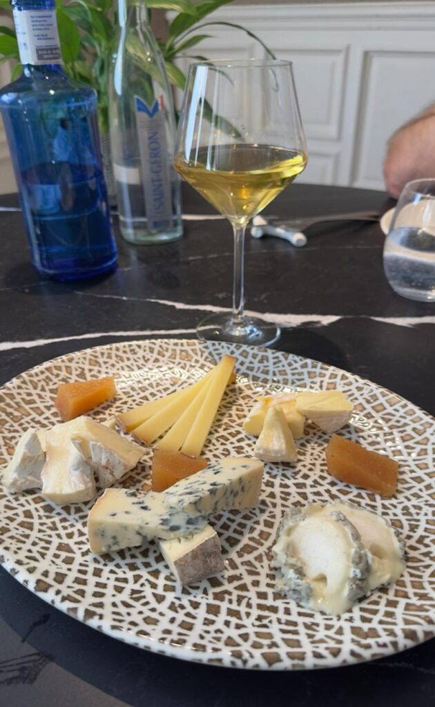 El queso en Francia se toma antes del postre