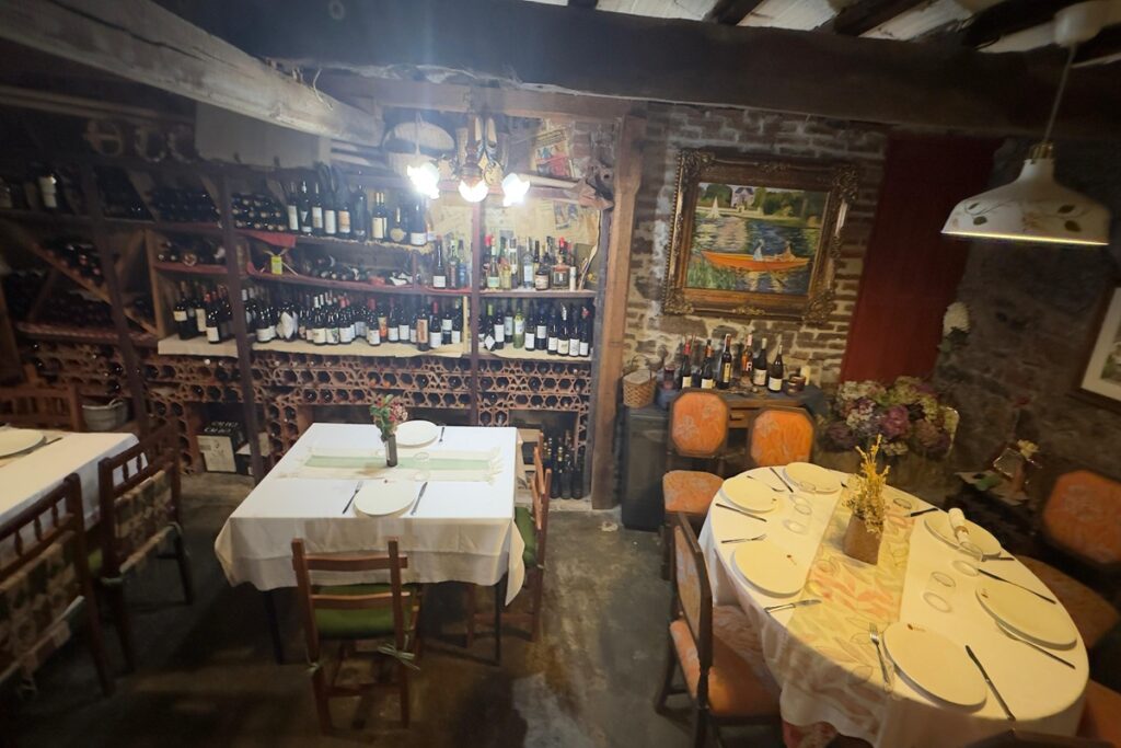 Comedor de abajo del Llar de Viri