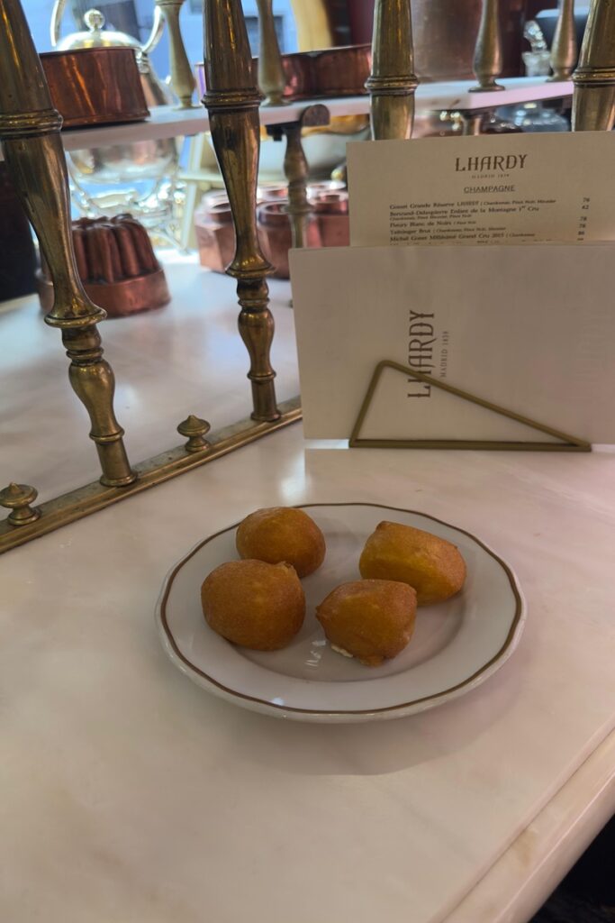Buñuelos de Lhardy