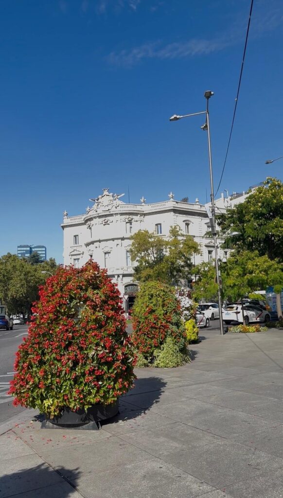 El palacio de LInares también tiene una leyenda negra
