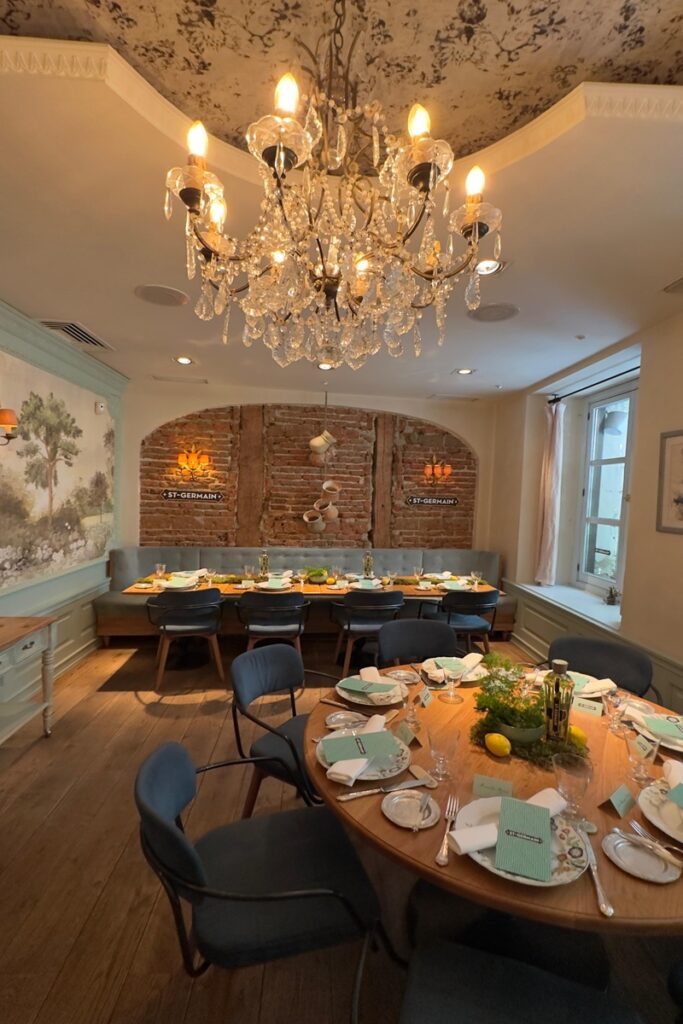 Sala de Le Bistroman Atelier